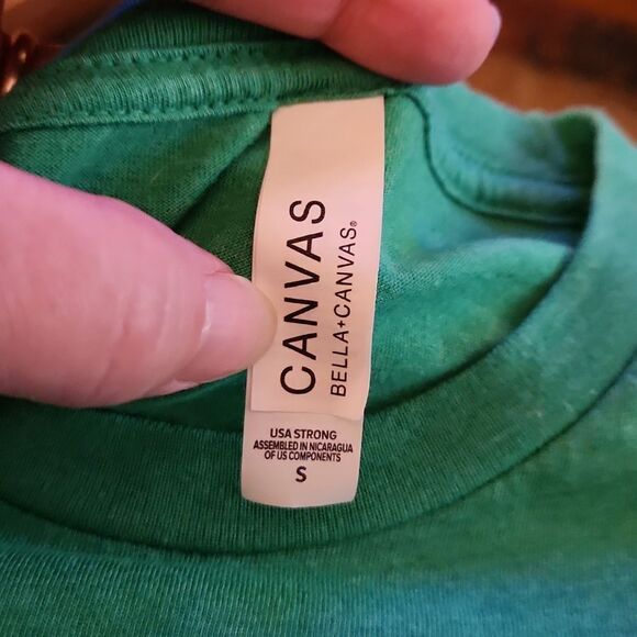 Squeeze In Las Vegas women's small green short sleeve green Alien t-shirt - Picture 4 of 5